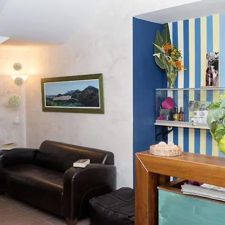 Miel Hotel